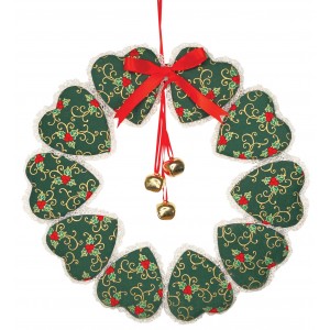BA529 Pinflair Heart Wreath With Fabric