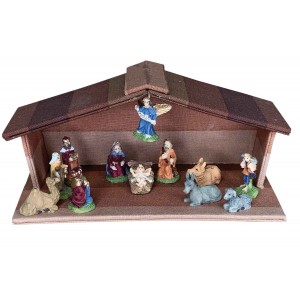 BA520 Pinflair Resin Nativity Scene And Stable With Fabric