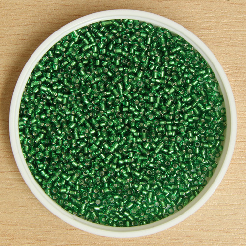 Tiny Glass Bead Green